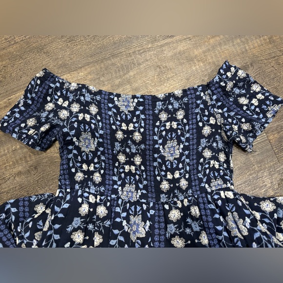 Old Navy off the shoulder dress Size M - Picture 6 of 6